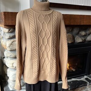 Peacebird Chunky Knit Turtleneck Sweater – Camel Wool Blend